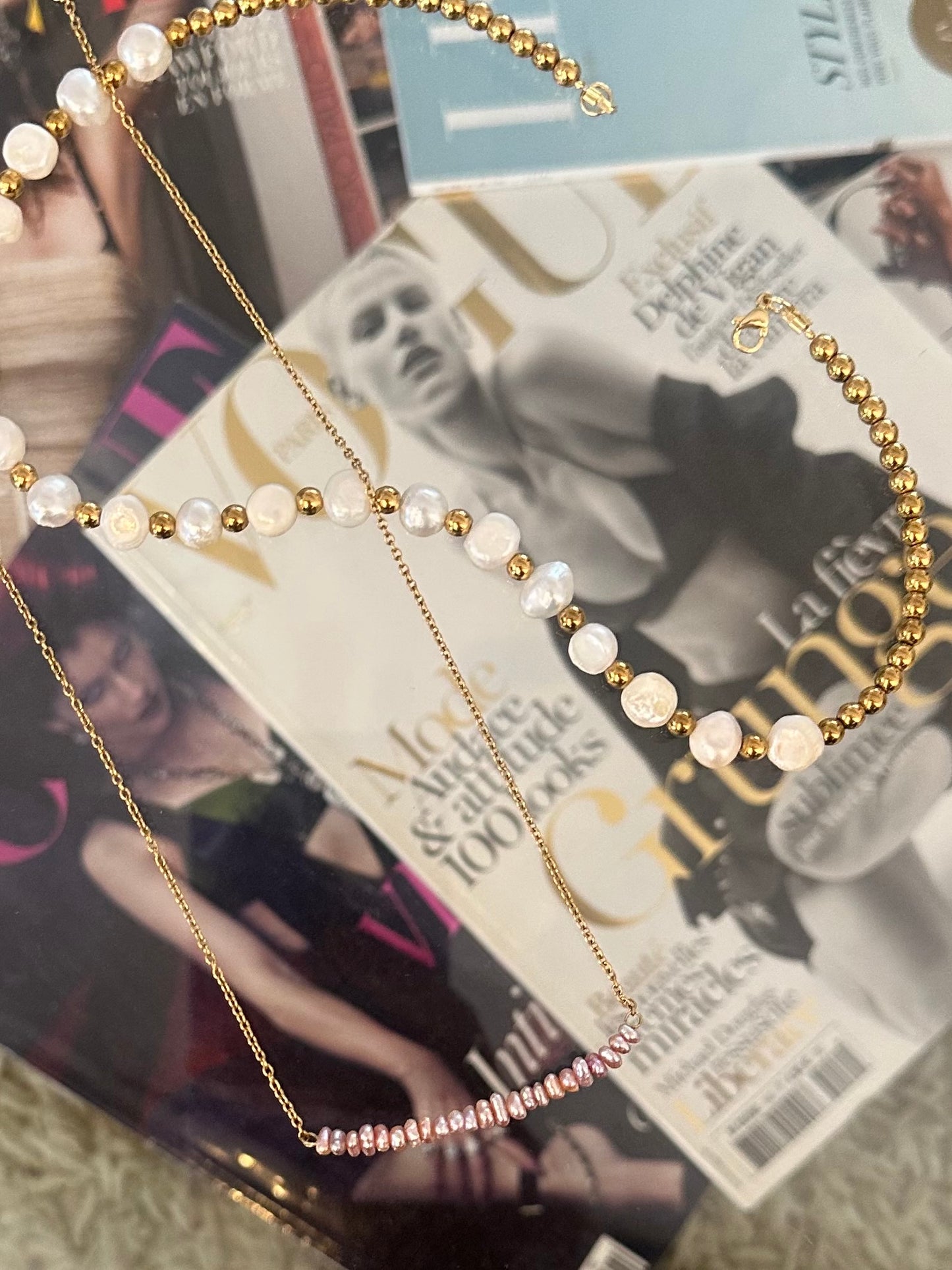 Collier Keishi rose sur Acier