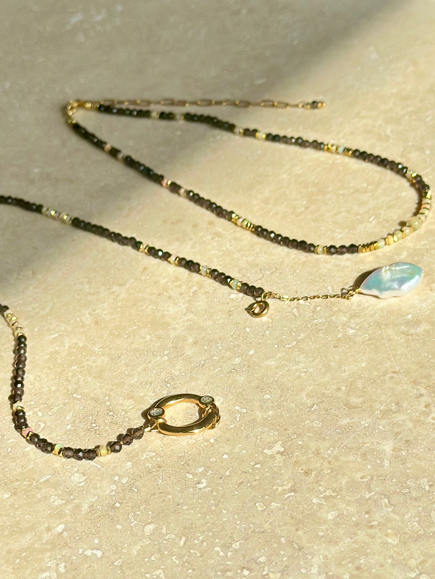 Quartz fumé & Opale d’Éthiopie – Liminescence