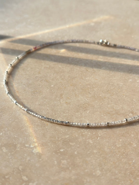 Labradorite et Lolite – Protection, intuition et élévation