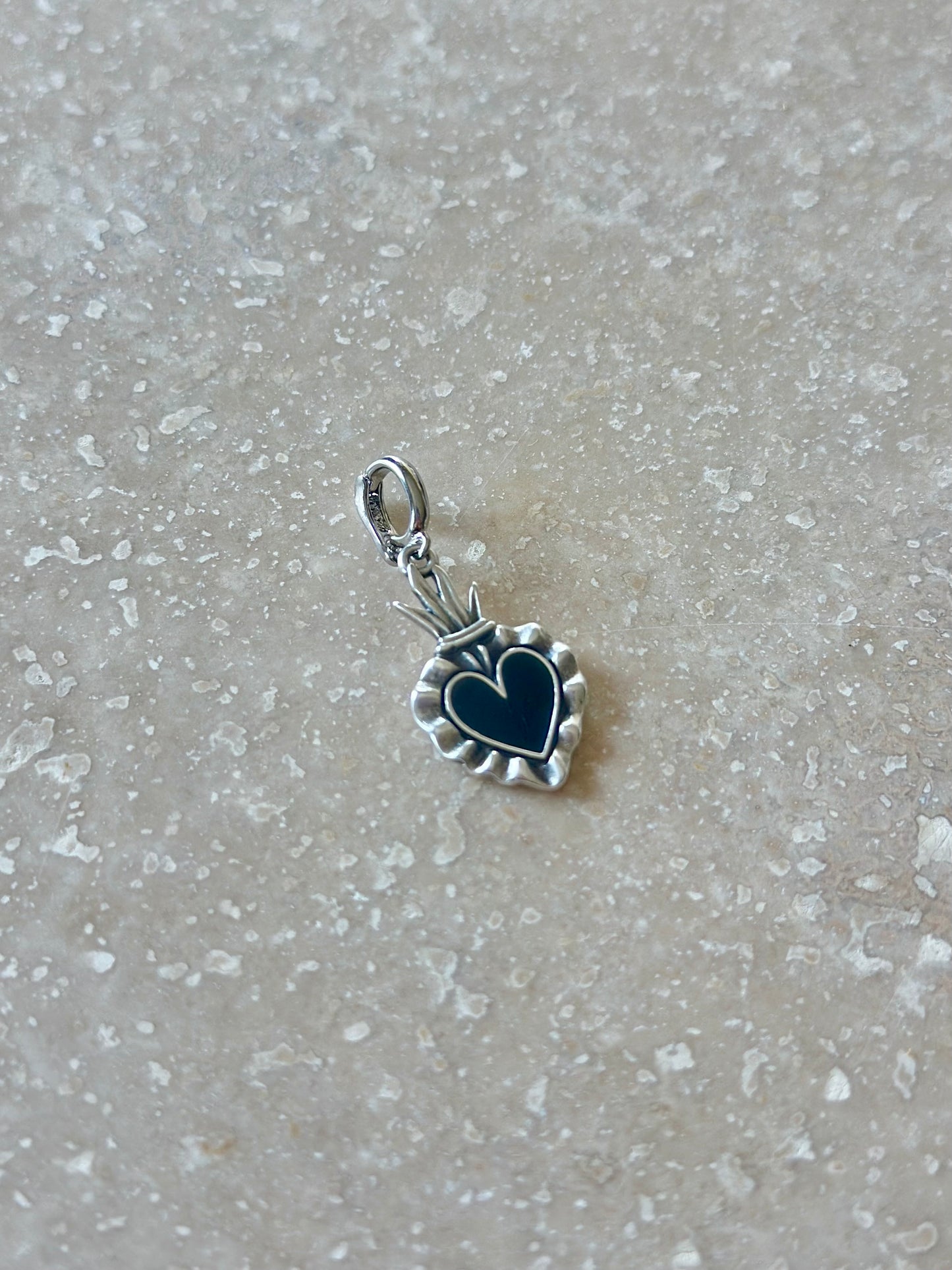 Pendentifs argenté œil, cœurs, coquillages
