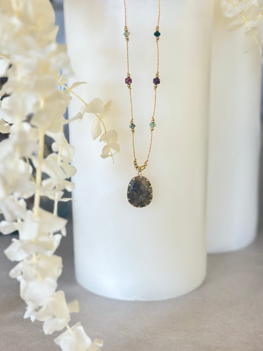 Collier Labradorite, Tourmaline, Agathe mousse — Ancrage du cœur et clarté intérieure