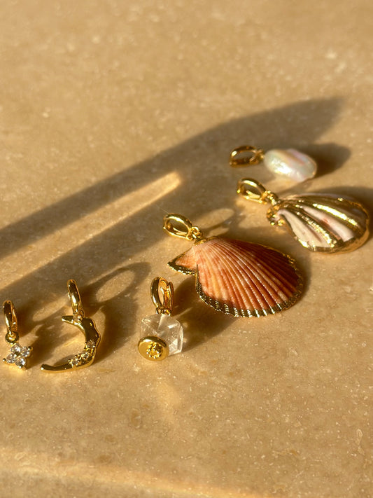 Pendentifs dorés