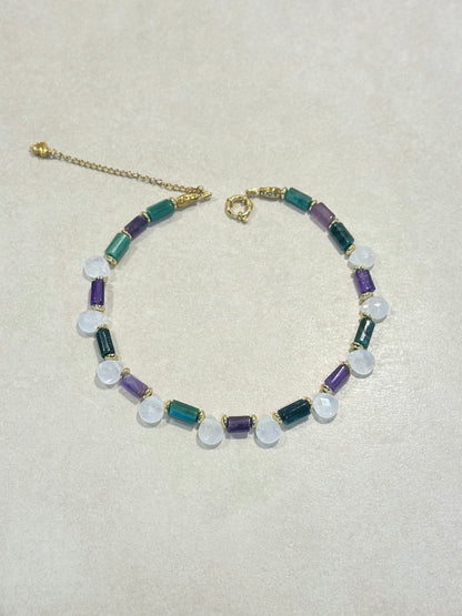 Collier “Clarté du cœur”
 Émeraude, Cristal et Améthyste